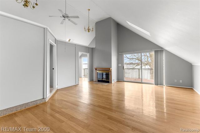 4390 Cass Elizabeth Road, Waterford, MI 48328