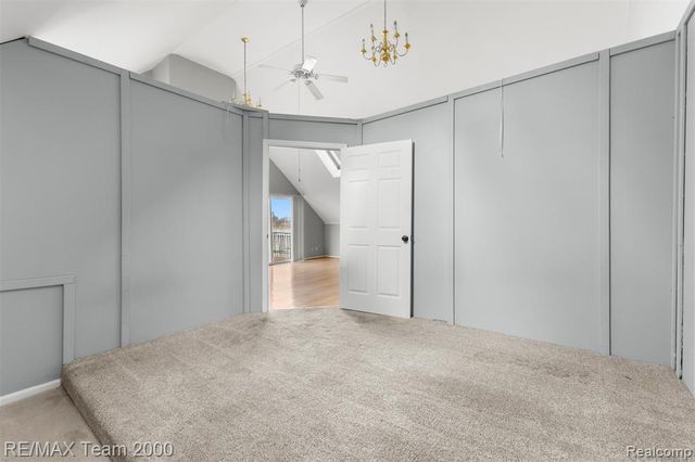 4390 Cass Elizabeth Road, Waterford, MI 48328