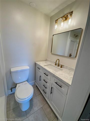 4146 McCandlish Road, Grand Blanc, MI 48439