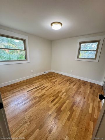 4146 McCandlish Road, Grand Blanc, MI 48439