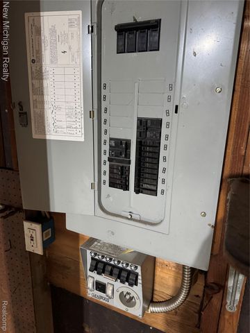 4146 McCandlish Road, Grand Blanc, MI 48439