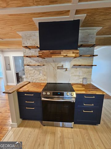 1015 Sid Hunter Road, Senoia, GA 30276