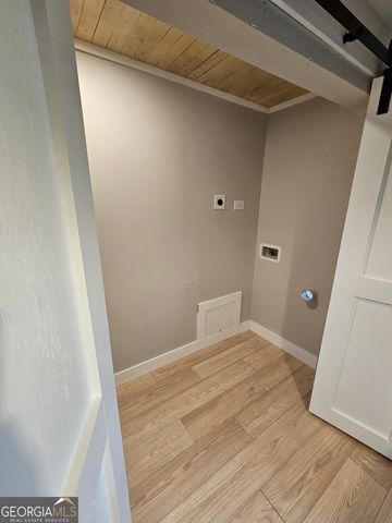 1015 Sid Hunter Road, Senoia, GA 30276