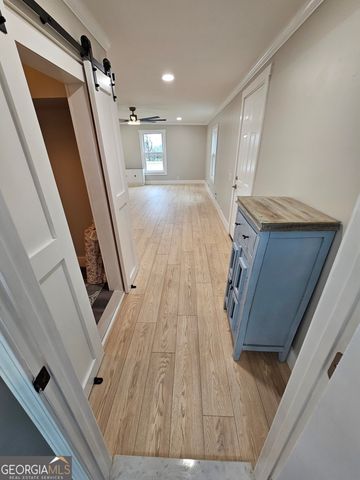 1015 Sid Hunter Road, Senoia, GA 30276