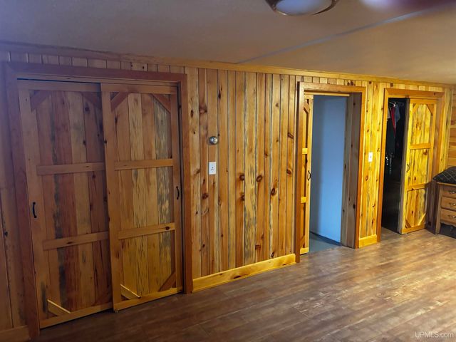 3712 E 26th Road, Chatham, MI 49816