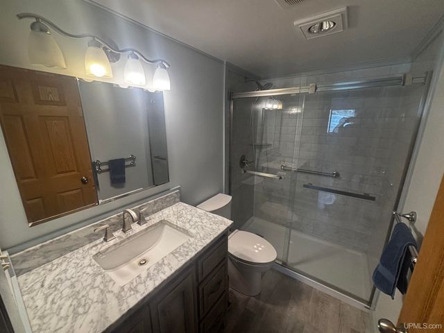 3712 E 26th Road, Chatham, MI 49816