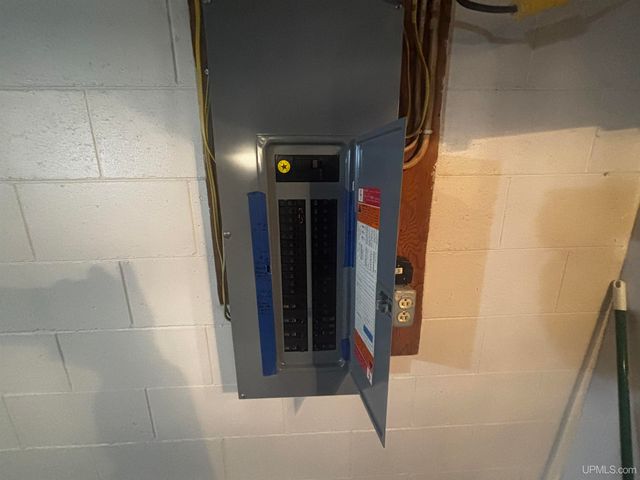 3712 E 26th Road, Chatham, MI 49816