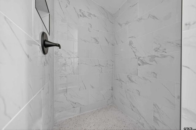 16264 C R 363, Winona, TX 75792