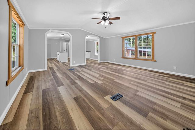 16264 C R 363, Winona, TX 75792