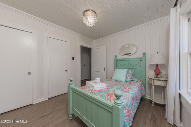 520 W Corbett Avenue, Swansboro, NC 28584