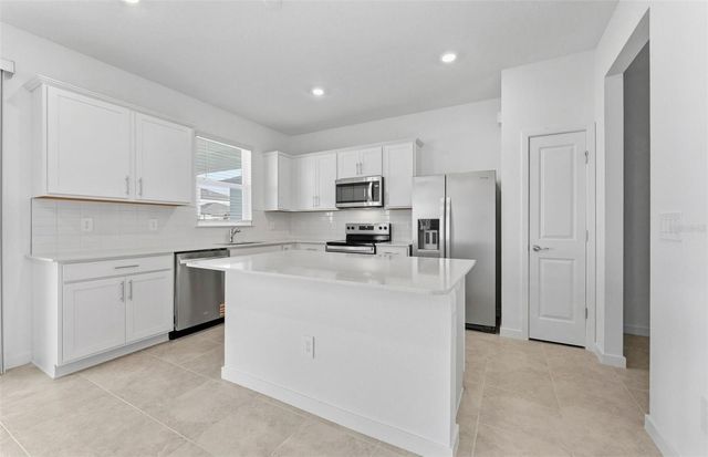 11133 SYCAMORE GLEN LOOP, Thonotosassa, FL 33592
