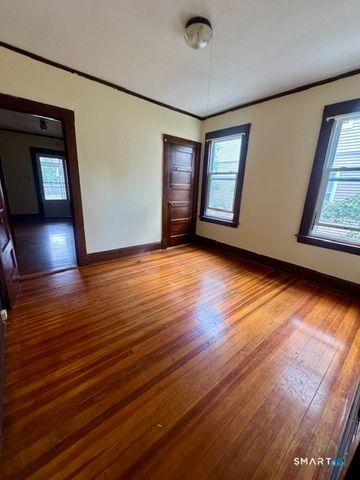 97-99 Victoria Road, Hartford, CT 06114