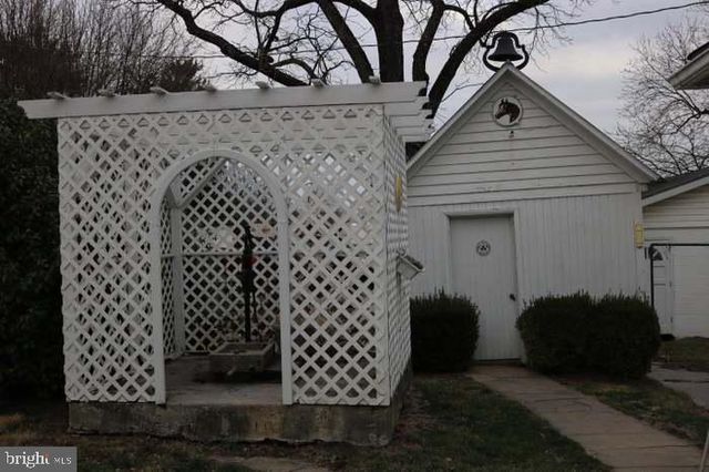 627 HAMMONDS MILL RD, Hedgesville, WV 25427