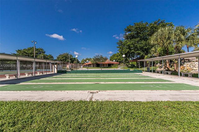 3150 Holiday Springs Blvd 8-112, Margate, FL 33063