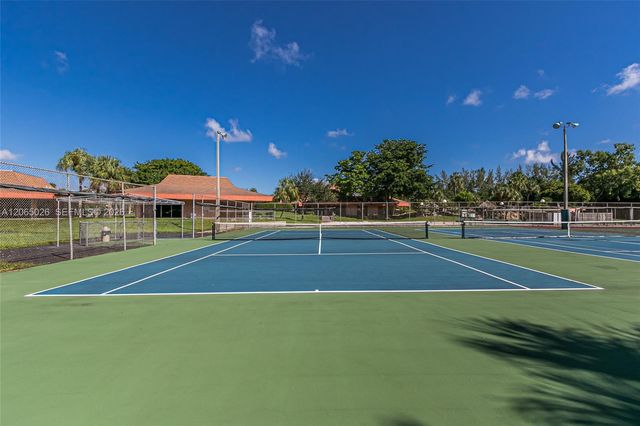 3150 Holiday Springs Blvd 8-112, Margate, FL 33063