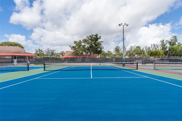 3150 Holiday Springs Blvd 8-112, Margate, FL 33063