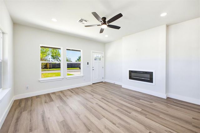 913 SE 43rd Street, Oklahoma City, OK 73129