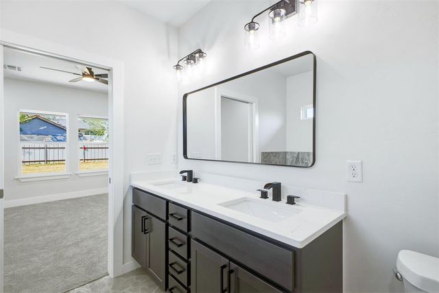 913 SE 43rd Street, Oklahoma City, OK 73129