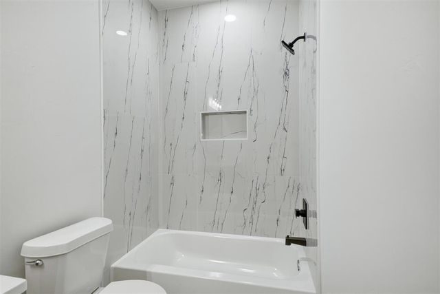 913 SE 43rd Street, Oklahoma City, OK 73129