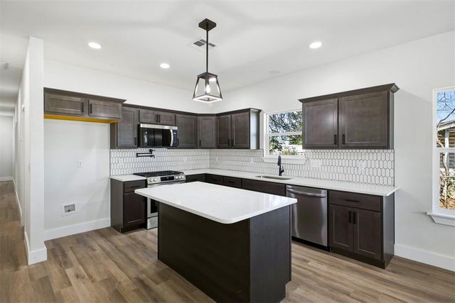 913 SE 43rd Street, Oklahoma City, OK 73129