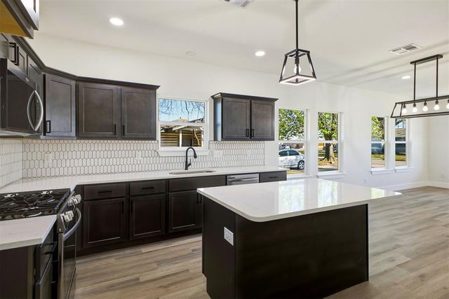 913 SE 43rd Street, Oklahoma City, OK 73129