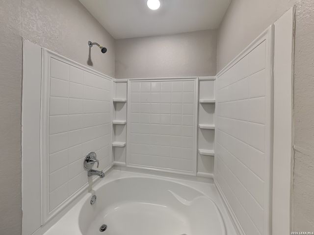 2631 Green Leaf, San Antonio, TX 78244