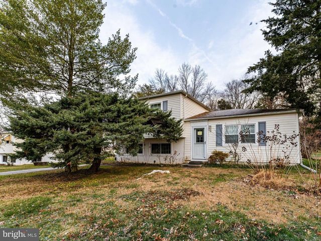 970 KINGSWAY DR, Coatesville, PA 19320