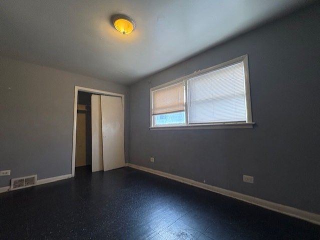 6818 S Winchester Avenue, Chicago, IL 60636