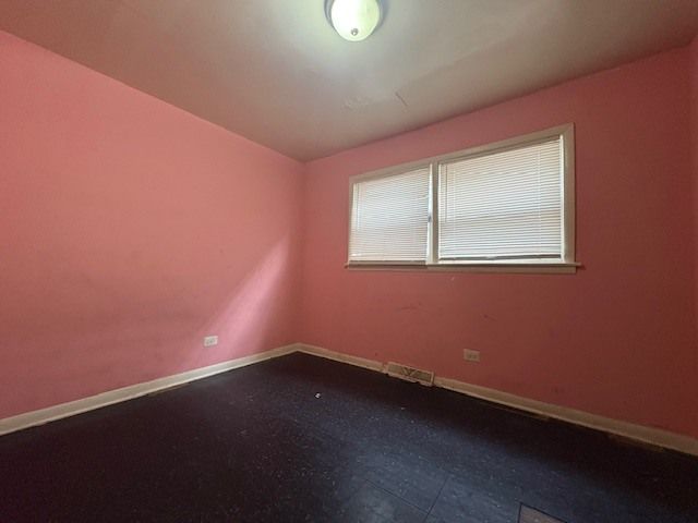 6818 S Winchester Avenue, Chicago, IL 60636