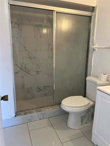 1662 CRESTHAVEN AVENUE, Orlando, FL 32811