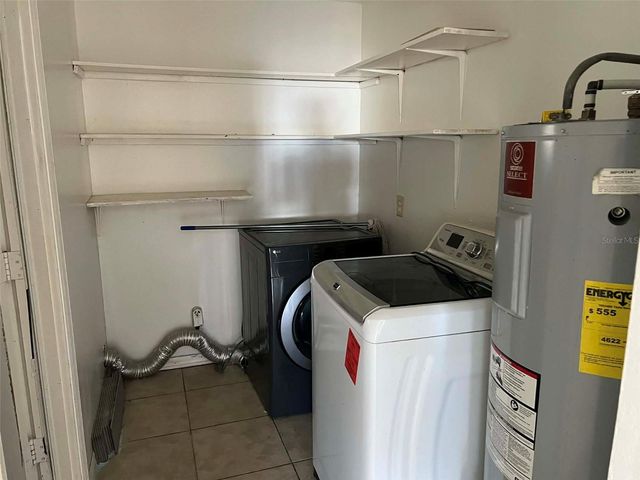 1662 CRESTHAVEN AVENUE, Orlando, FL 32811