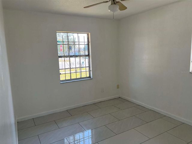 1662 CRESTHAVEN AVENUE, Orlando, FL 32811