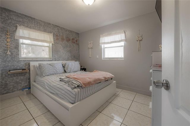 714 BELT COURT, Tampa, FL 33612