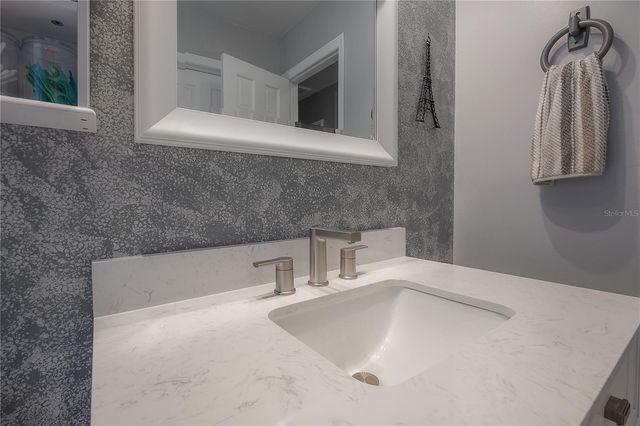 714 BELT COURT, Tampa, FL 33612