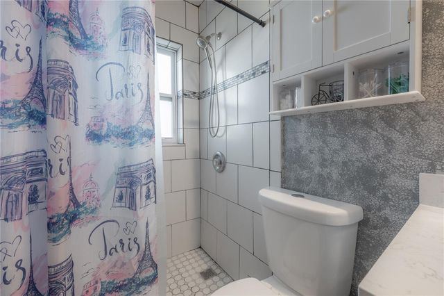 714 BELT COURT, Tampa, FL 33612