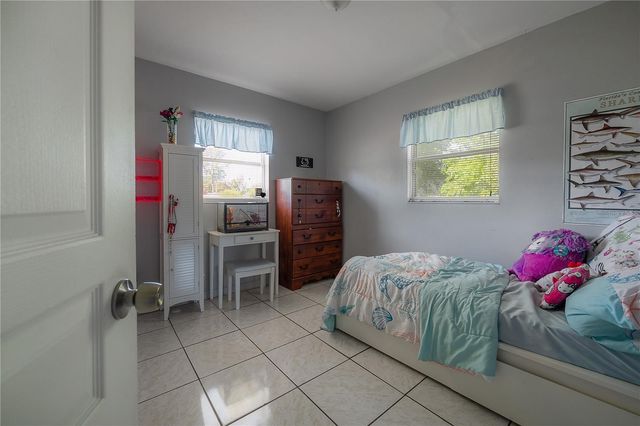 714 BELT COURT, Tampa, FL 33612