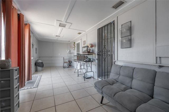 714 BELT COURT, Tampa, FL 33612