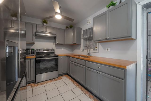 714 BELT COURT, Tampa, FL 33612