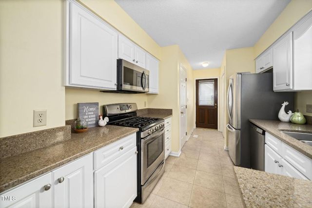 106 Perry Farms Drive Drive, Apex, NC 27502