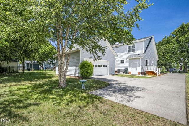 106 Perry Farms Drive Drive, Apex, NC 27502