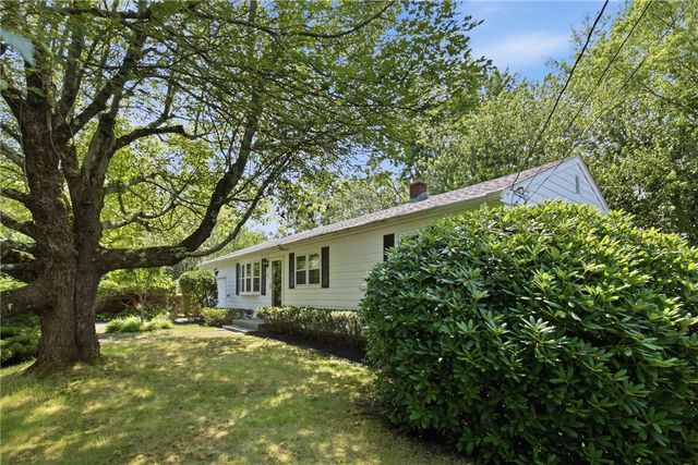 251 Madeleine Avenue, Woonsocket, RI 02895