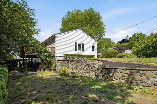 251 Madeleine Avenue, Woonsocket, RI 02895