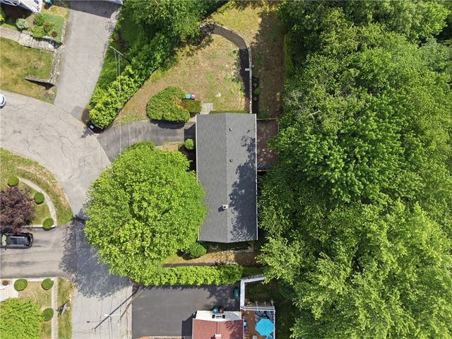 251 Madeleine Avenue, Woonsocket, RI 02895