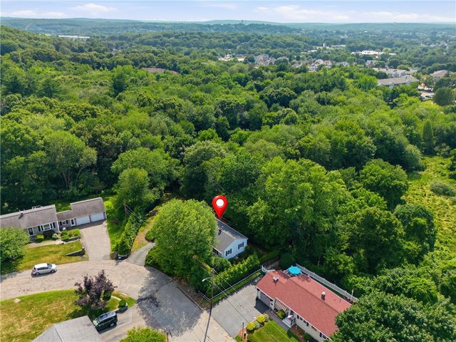 251 Madeleine Avenue, Woonsocket, RI 02895