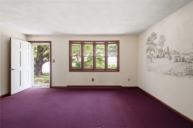 251 Madeleine Avenue, Woonsocket, RI 02895