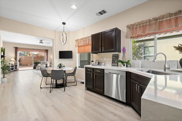 78651 Postbridge Circle, Palm Desert, CA 92211