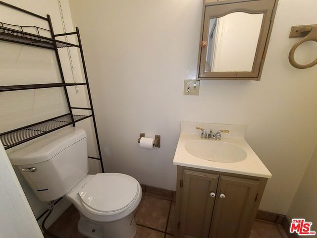 18133 Lull Street, Reseda, CA 91335