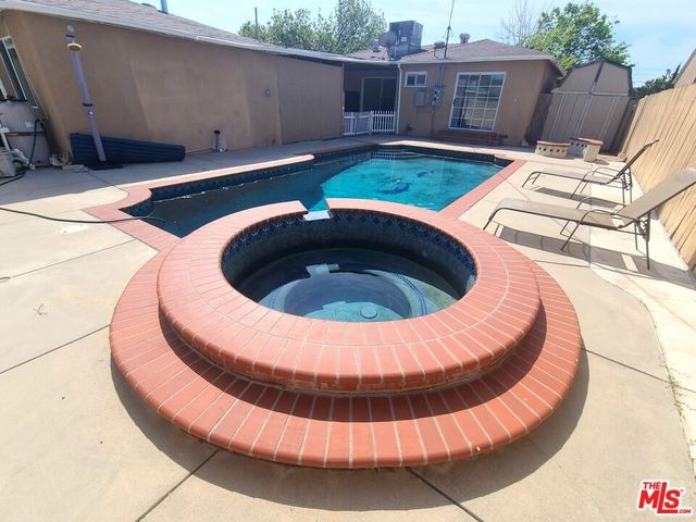 18133 Lull Street, Reseda, CA 91335