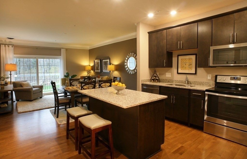 70 Trotter Rd 4105, Weymouth, MA 02190