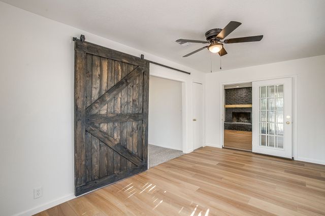 9053 S Highway 171, Grandview, TX 76050